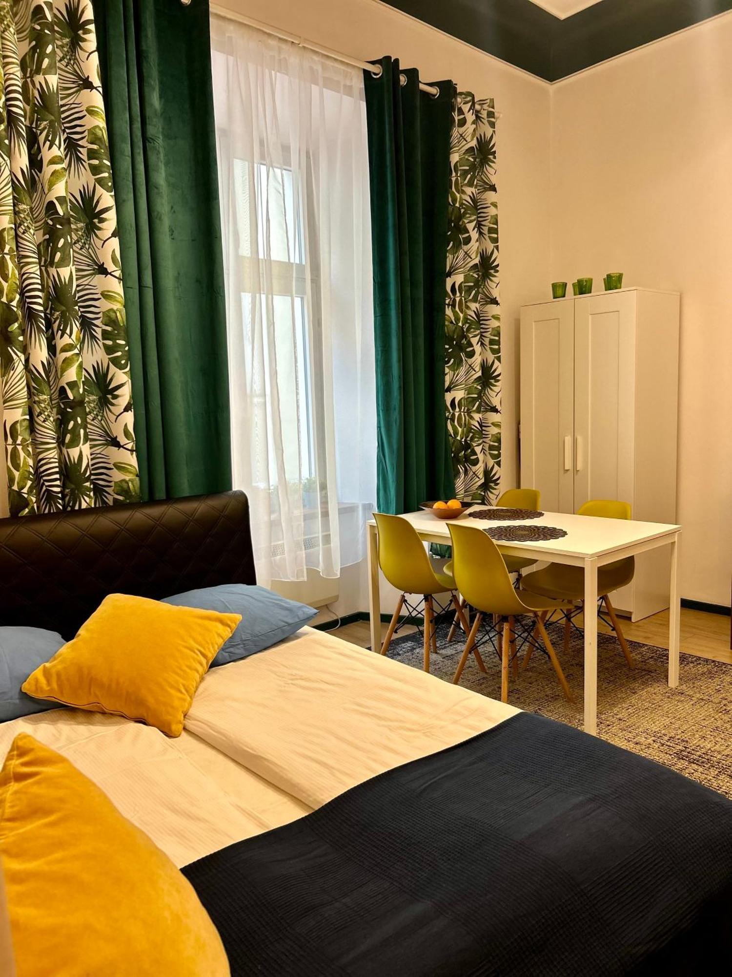 Vintage Senacka Apartaments Krakow Dış mekan fotoğraf